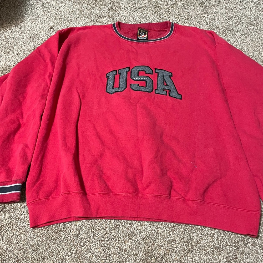 Vintage USA Olympic Red Crewneck Sweatshirt XL Felt Applique Made in USA 90s